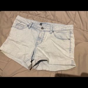 Light wash denim shorts